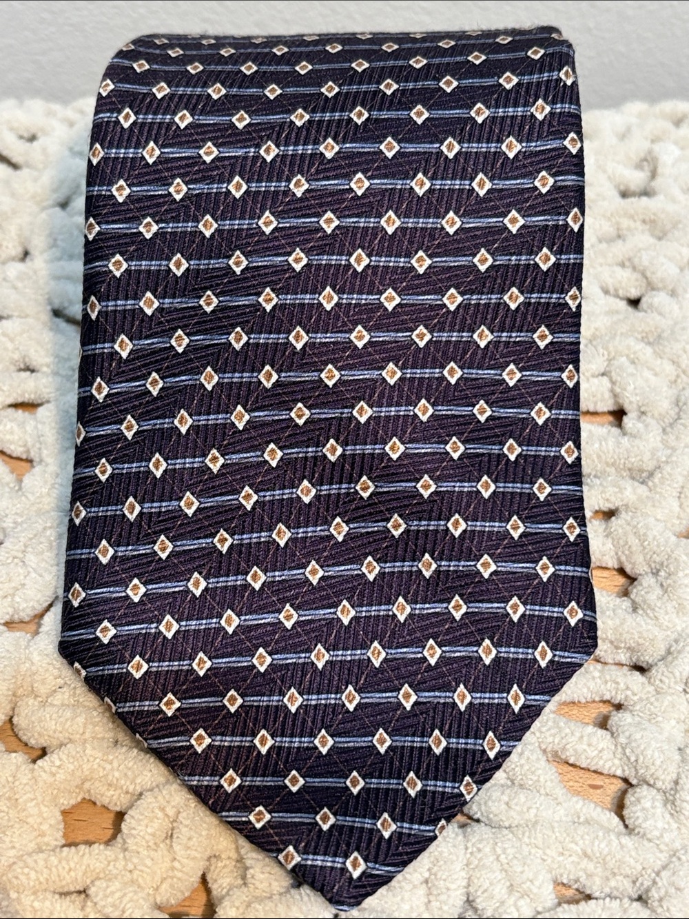 American Traditions Men's Navy and Purple Geometric Silk Tie